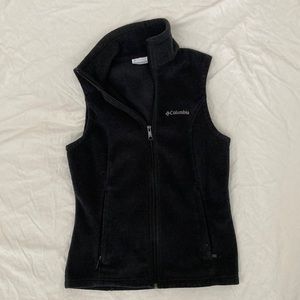 Columbia fleece vest small